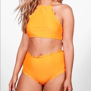 Daisy Scallop Edge Halterneck Bikini